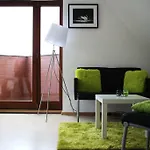 Phoebe 13 Old Town Appartement *
