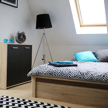 Phoebe 13 Old Town Щецин