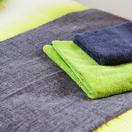 Phoebe 13 Old Town *