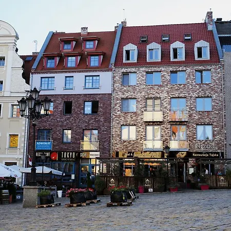 Phoebe 13 Old Town * Щецин