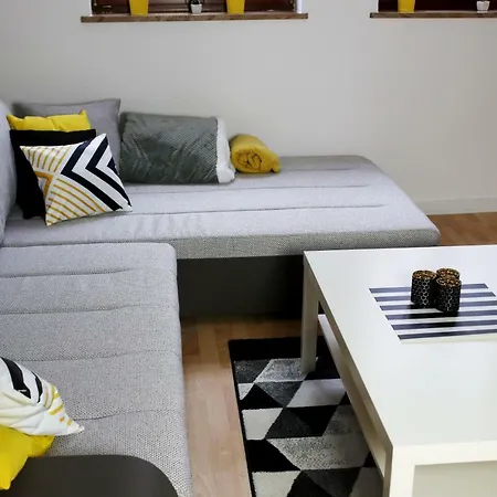 Phoebe 13 Old Town Апартаменты *