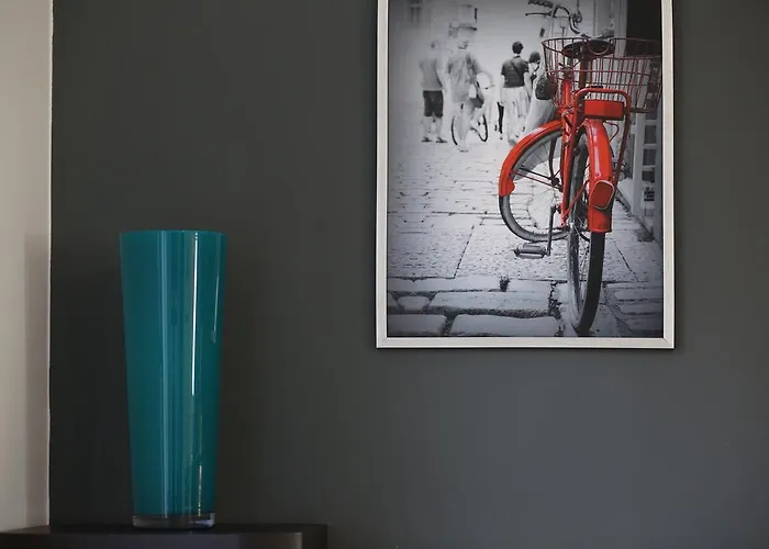 Апартаменты Phoebe 13 Old Town