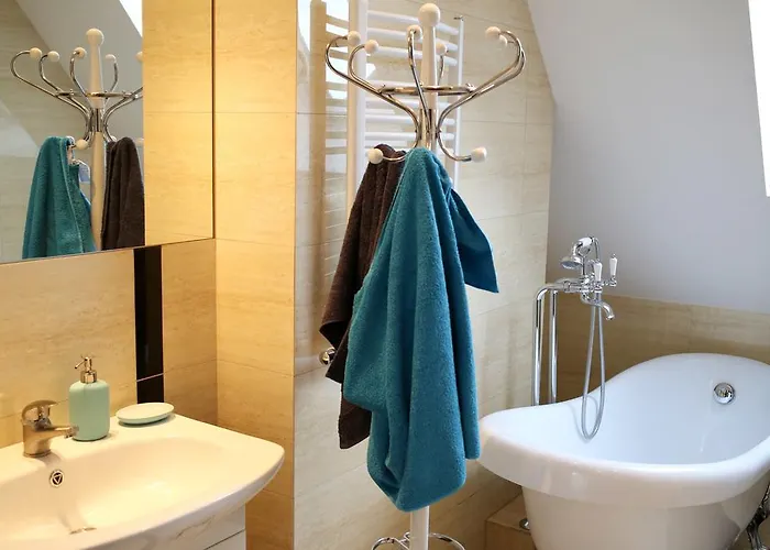 Phoebe 13 Old Town Апартаменты