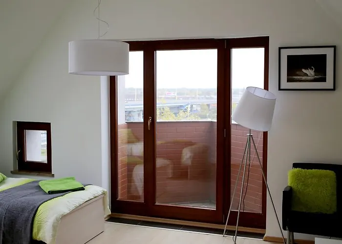 Phoebe 13 Old Town Апартаменты