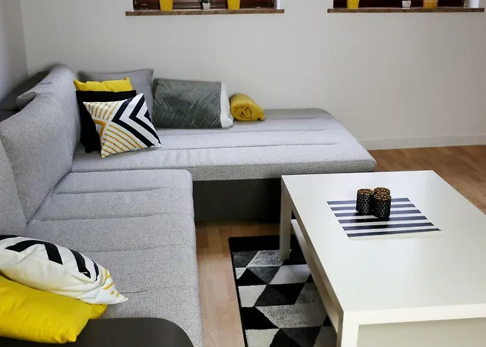 Phoebe 13 Old Town Апартаменты *